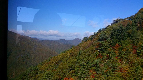 20141011西吾妻山ロープウェイから.jpg