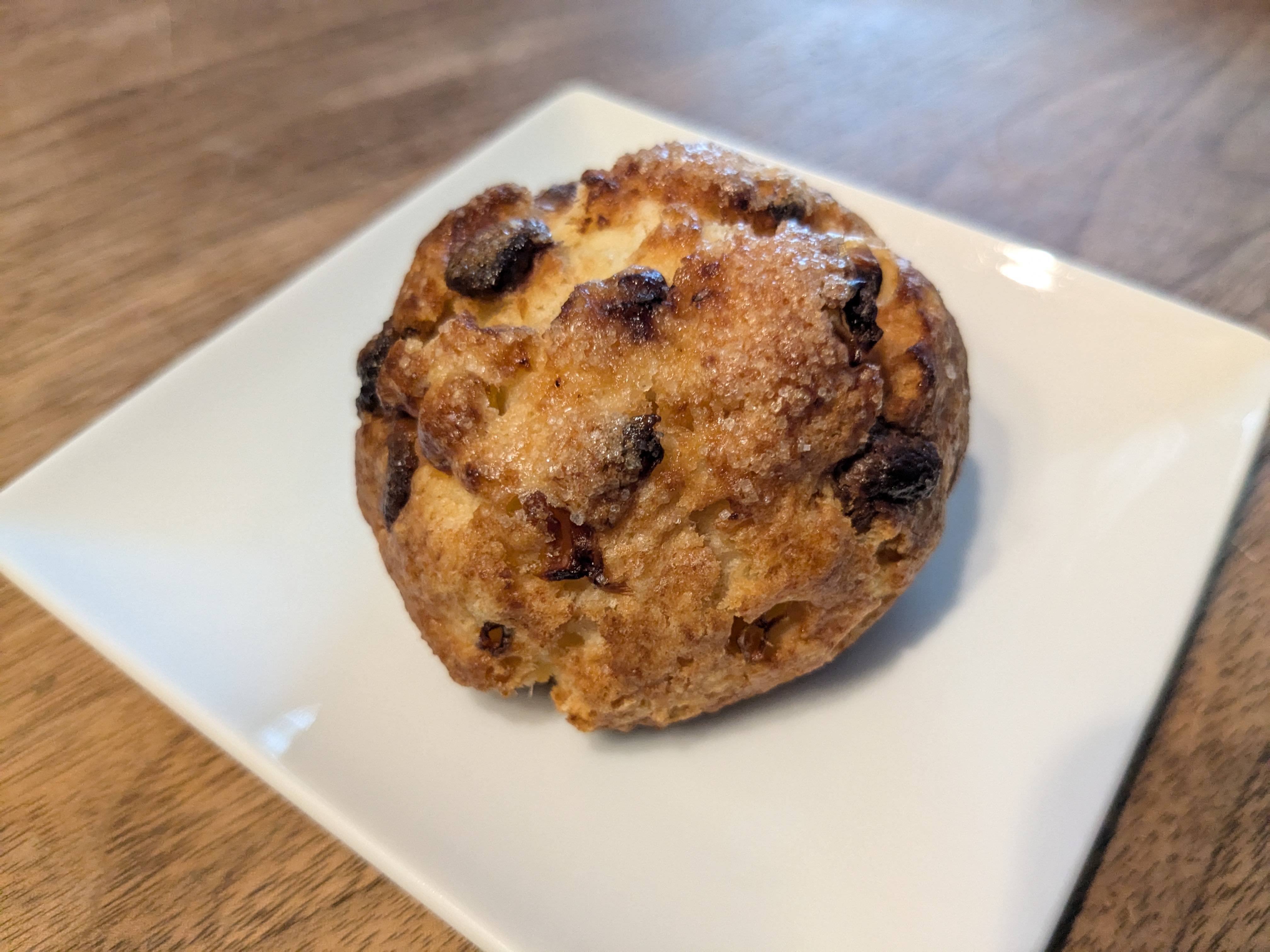 世田谷線上町駅スイーツ店　ルミエール・エ・オンブル　とうもろこしとホワイトチョコレートのスコーン