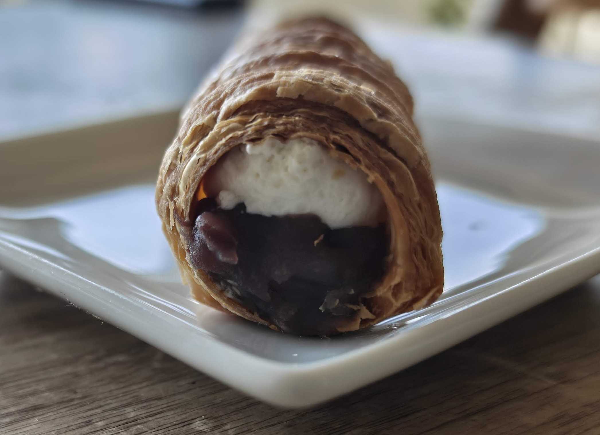 船橋東武 催事　赤福　あずきコルネ和三盆クリーム