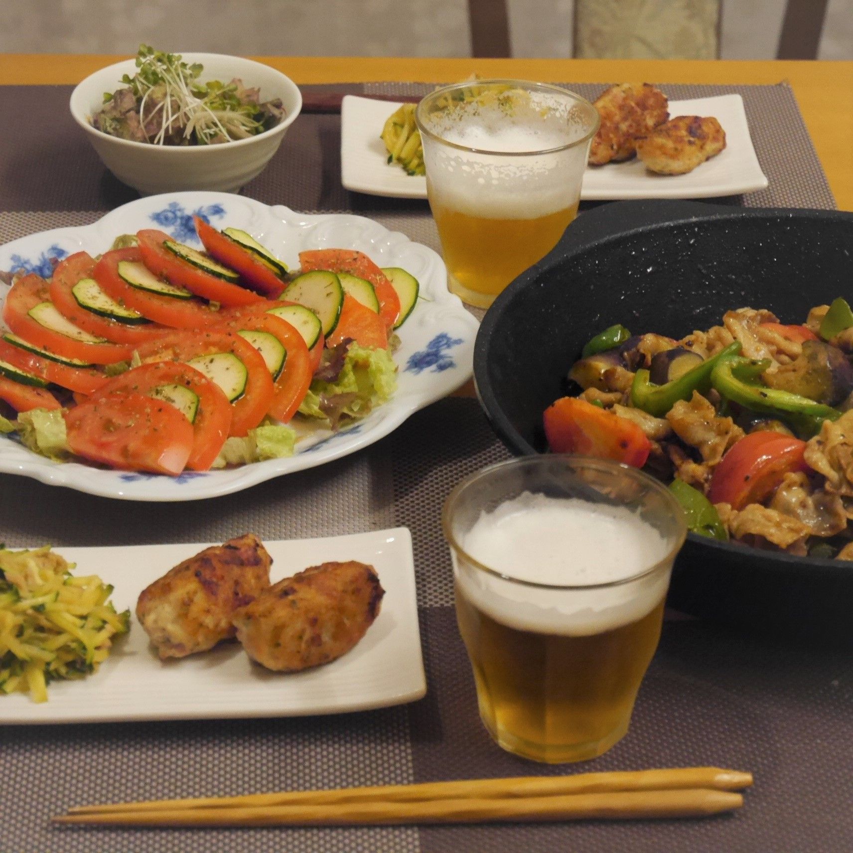 夏野菜たっぷり☆カラフル回鍋肉_食卓