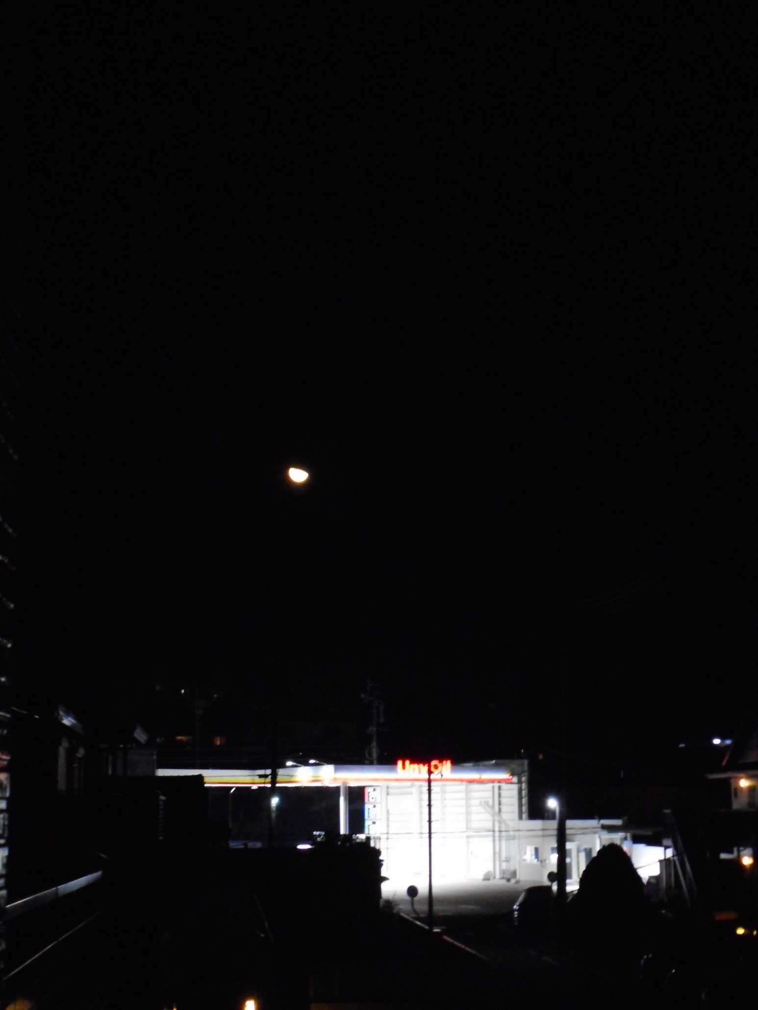 真夜中に昇る月 ｔｅａ ｇａｒｄｅｎ ちょっとひとりごと 楽天ブログ