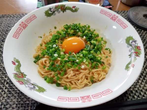 サッポロ一番 しょうゆ味油そば ガーリックバター風 サンヨー食品 色眼鏡 S Blog 楽天ブログ