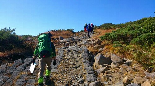 20141011西吾妻山梵天岩へ.jpg