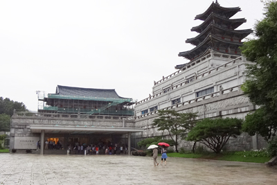 国立民族博物館.jpg