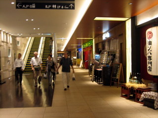 B１のレストラン街