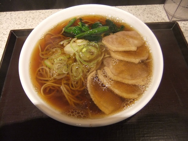 いわもとQ 神保町店の鴨肉そば1