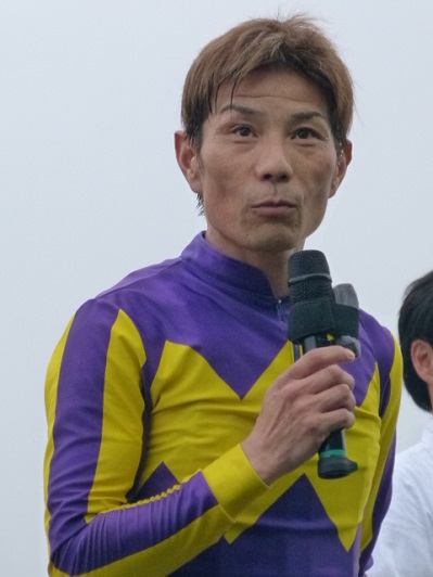 05真島正徳騎手☆.JPG