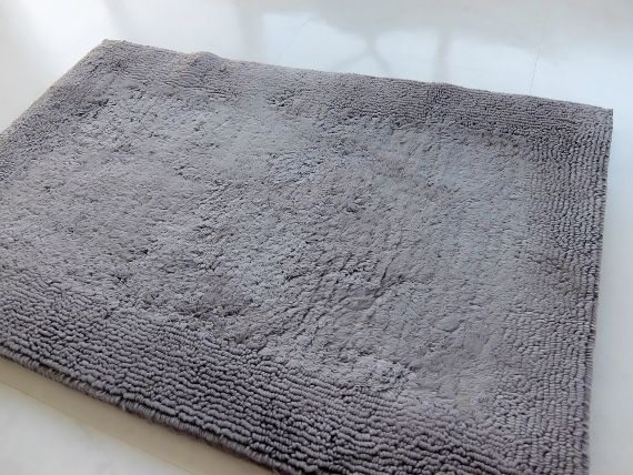 コストコで買ったバスマット　リバーシブル　カークランド Luxury Spa Bath Rug　1198円 #コストコ　ブログ
