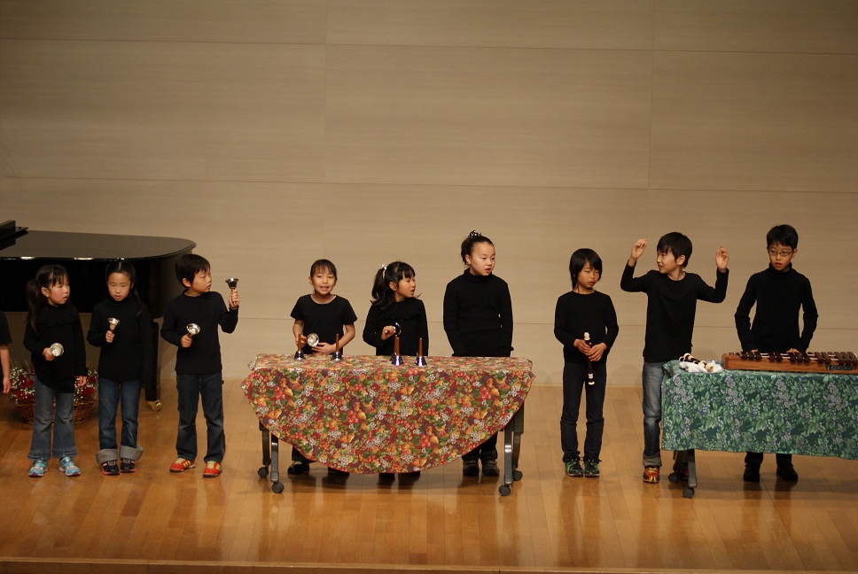 発表会　『花は咲く』合唱奏