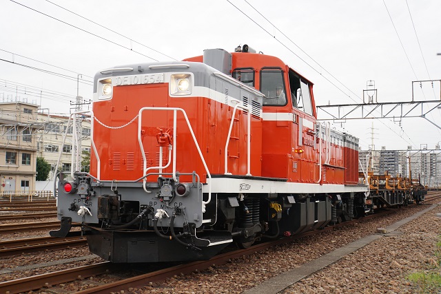 EF64 37牽引 西条ロングチキ工臨 空返却 & DE10 1654交検5