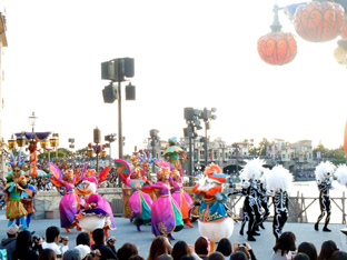 20121020_ﾊﾛｳｨﾝﾃﾞｲﾄﾞﾘｰﾑ_出てけ.JPG