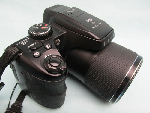 FUJIFILM   FINEPIX S9400W