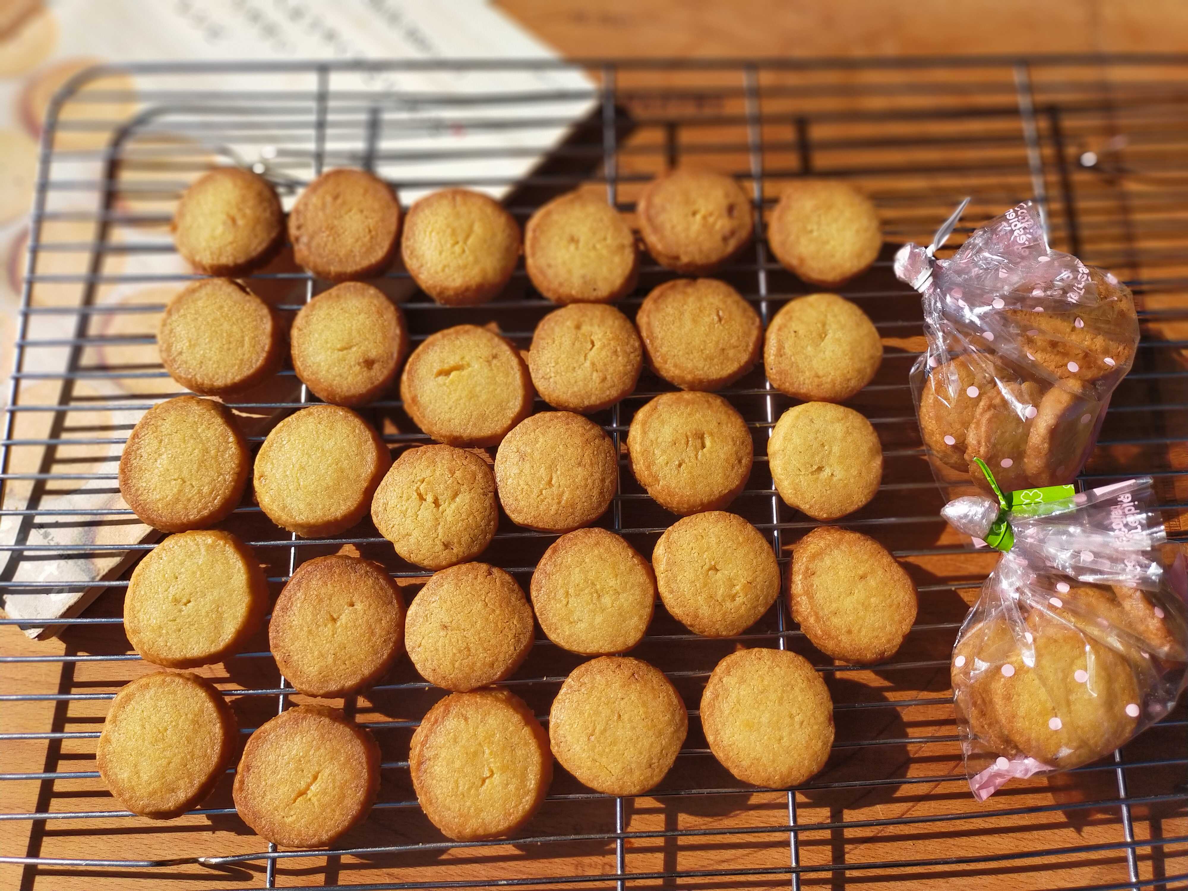 たかこさんのメープルクッキー | パンとお菓子とせっけんと