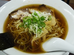 中華　醤油ラーメン