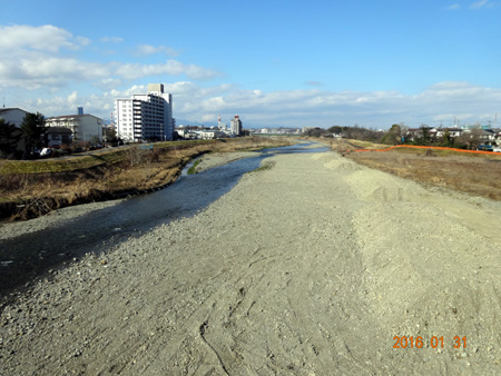 ６長沼橋上流.jpg