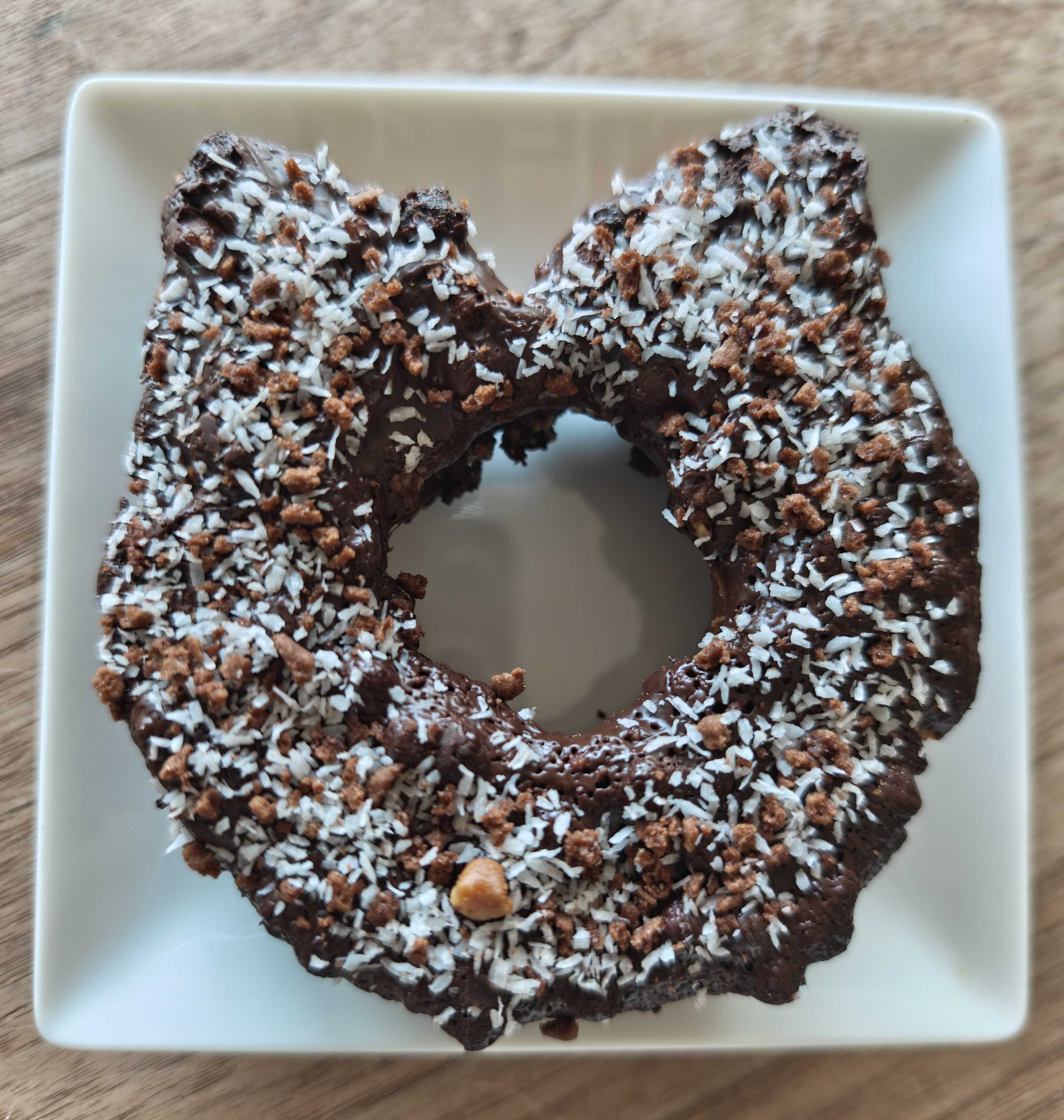 ミスド ブラックサンダーコラボ　ハロウィン限定　衝撃!?焼きチョコブラックサンダーキャット