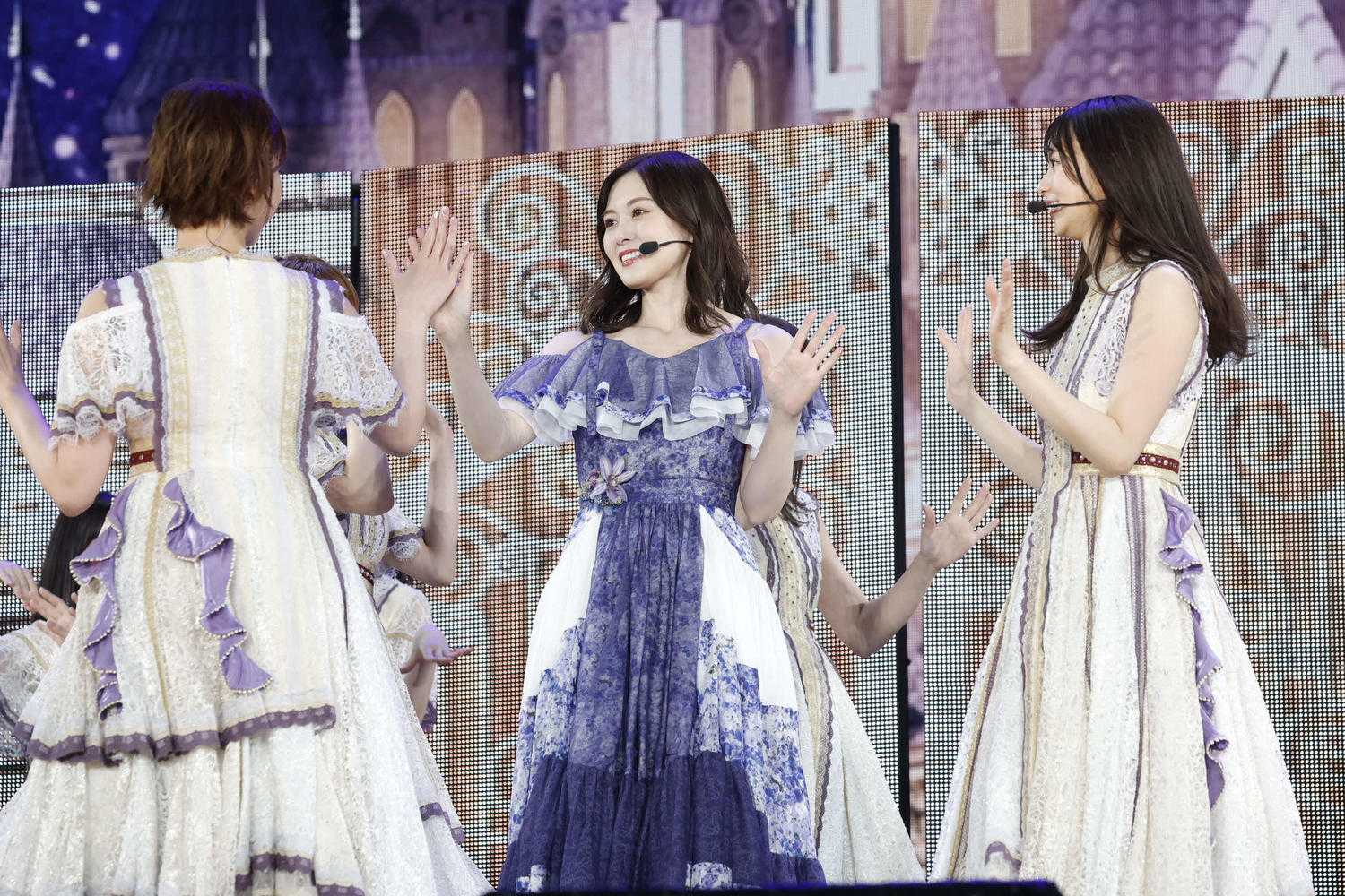☆乃木坂46♪10周年ライブに生駒、白石、西野、生田らサプライズ