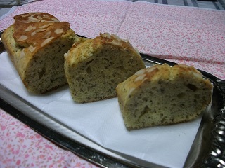 紅茶のケーキ.JPG