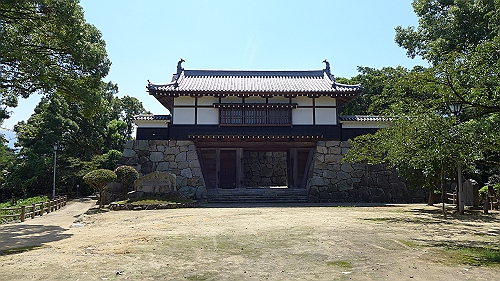 06川之江城櫓門