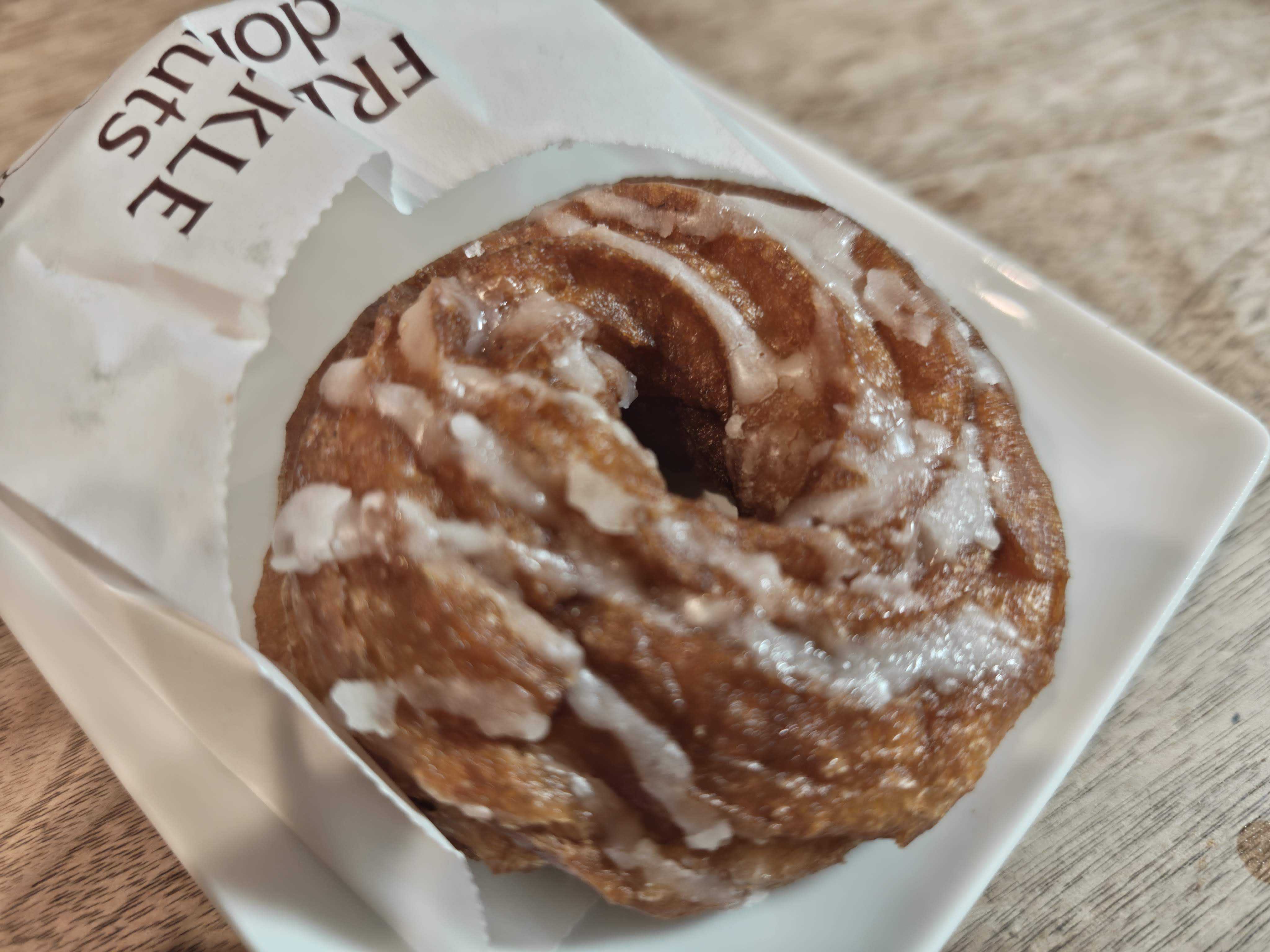 虎ノ門スイーツ　フレクルドーナツ　塩フレクル