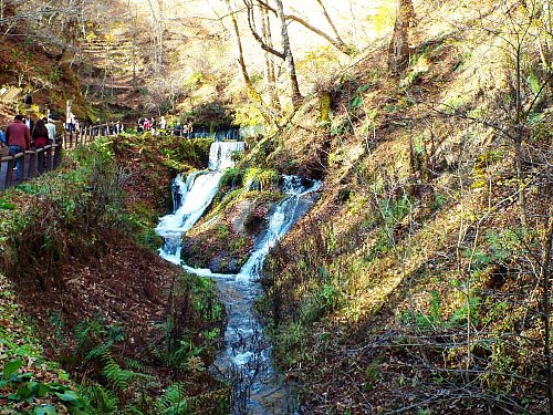 10-29 siraitonotaki-103-b.jpg