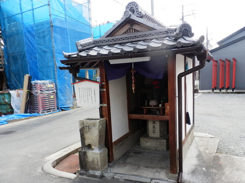 新地の北向き地蔵の御堂