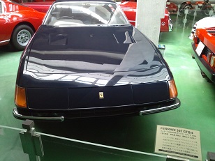 フェラーリ365GTB4