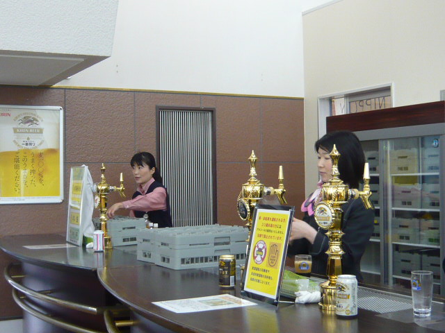 試飲カウンター
