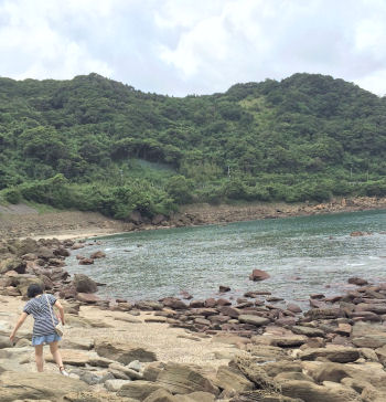 海へ