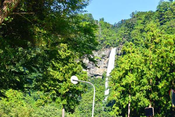 近畿圏に住みながら 遂に初めて那智の滝に行く 10 奈良南部 和歌山go To Drive始めました スチュワデスが呆れたドクタートヒモイ公式げすとはうす 世界は基本的に広い んですけど 楽天ブログ