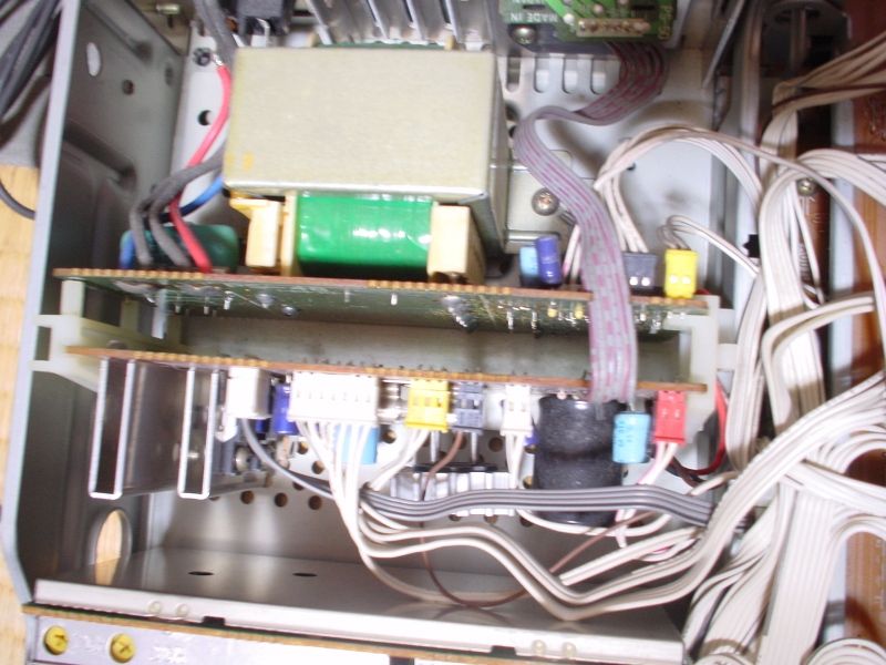 8ミリビデオ 修理 EV-A80 ①再生ノイズ多いヘッド&リール台 | . .8ミリ