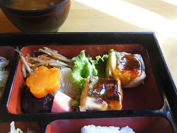 アメリカンステーションの「豆腐ステーキ」♪