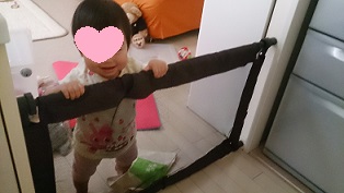 ベビーゲート