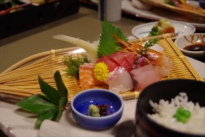 なばなの里 日本料理 翡翠（かわせみ）お造り定食