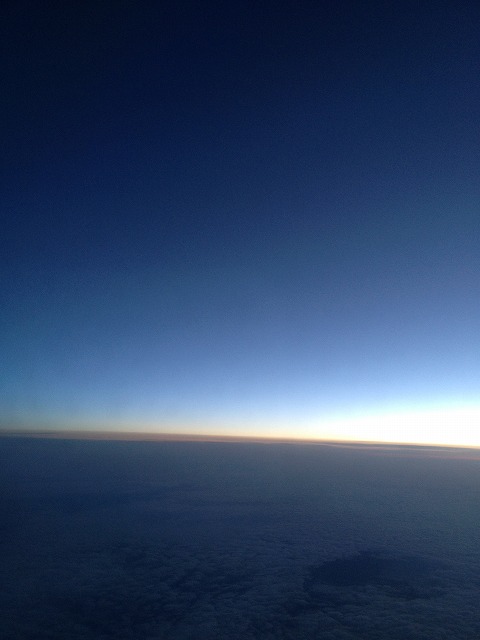 ロシア上空の朝焼け２