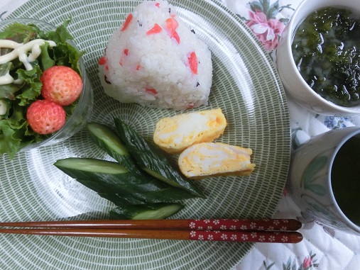 小梅のおにぎり