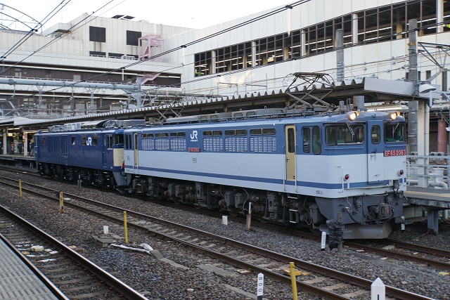 JRF愛知 EF64 1028 国鉄色で 大宮出場！5