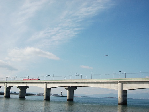 連絡橋.jpg