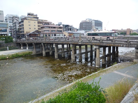 2012.06.03 -1 京都 027 三条大橋.JPG