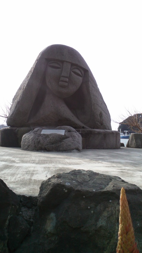 モアイ像