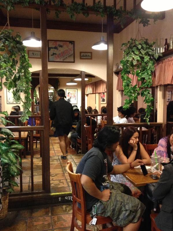 店内.jpg