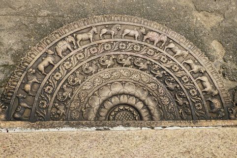 final blogRidi_Vihara-Sandakada_pahana[1].jpg