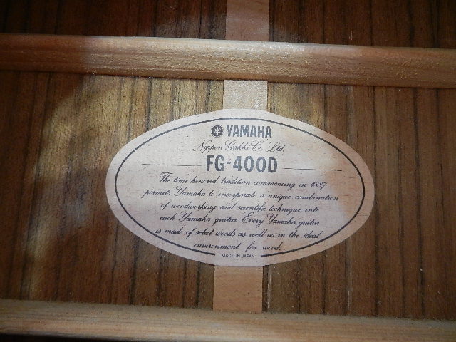 YAMAHA.FG-400Dベージュラベル、トップ単板。 YAMAHA FG-400D ベージュラベル 1981年頃 弾く！ - YouTube