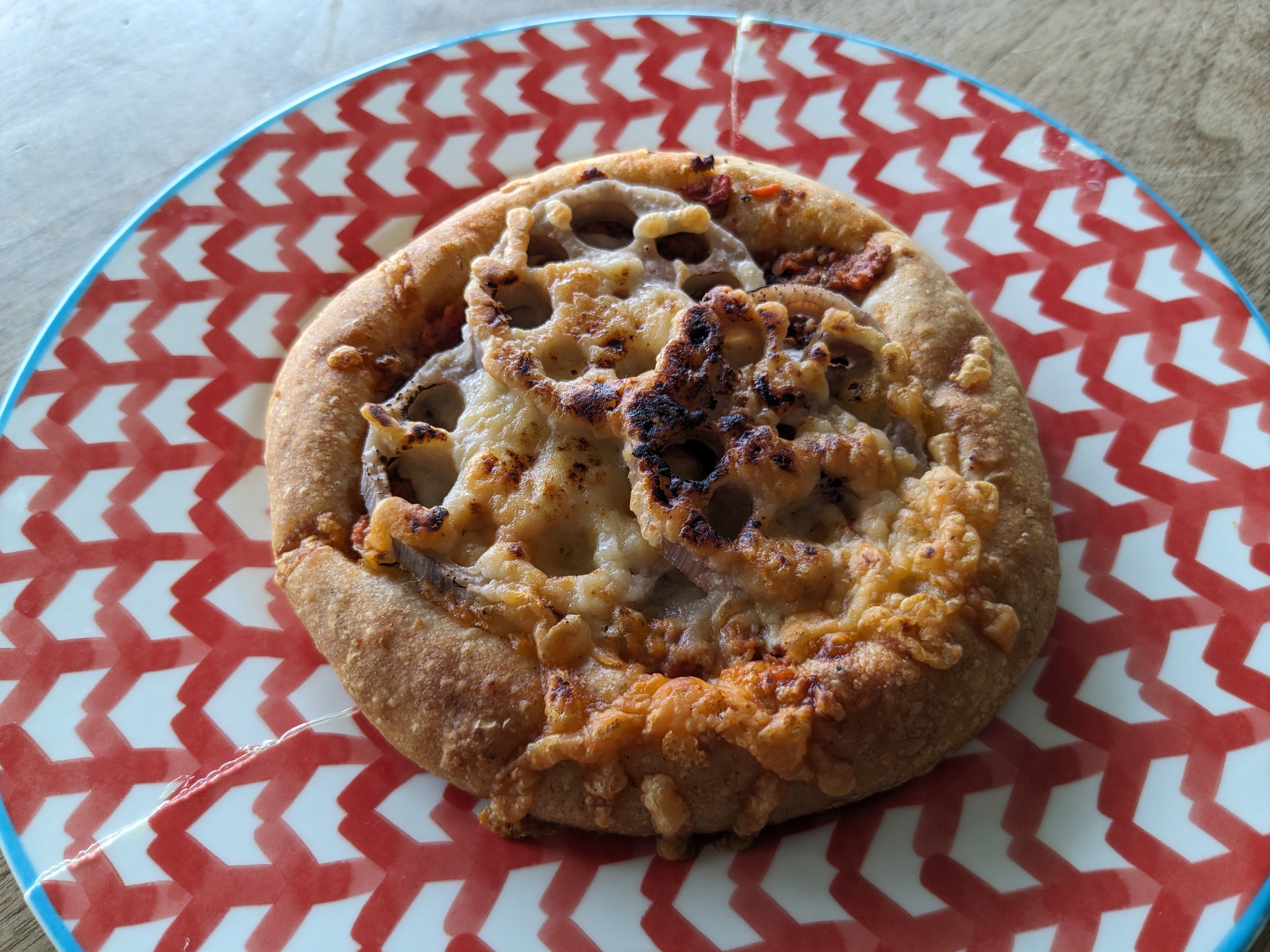 岡山市パン屋パブリックの通販　レンコンのボロネーゼ