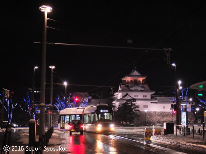 gr20160125-x100407-wst-to-chitetsu_tram-kokusaikaigijyomae.jpg