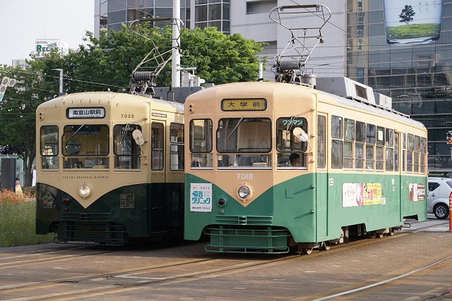 富山地鉄 バラエテイ－車両の 晴れ！7