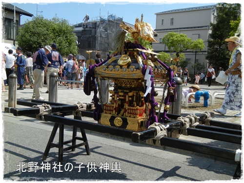 近くの神社の秋祭り