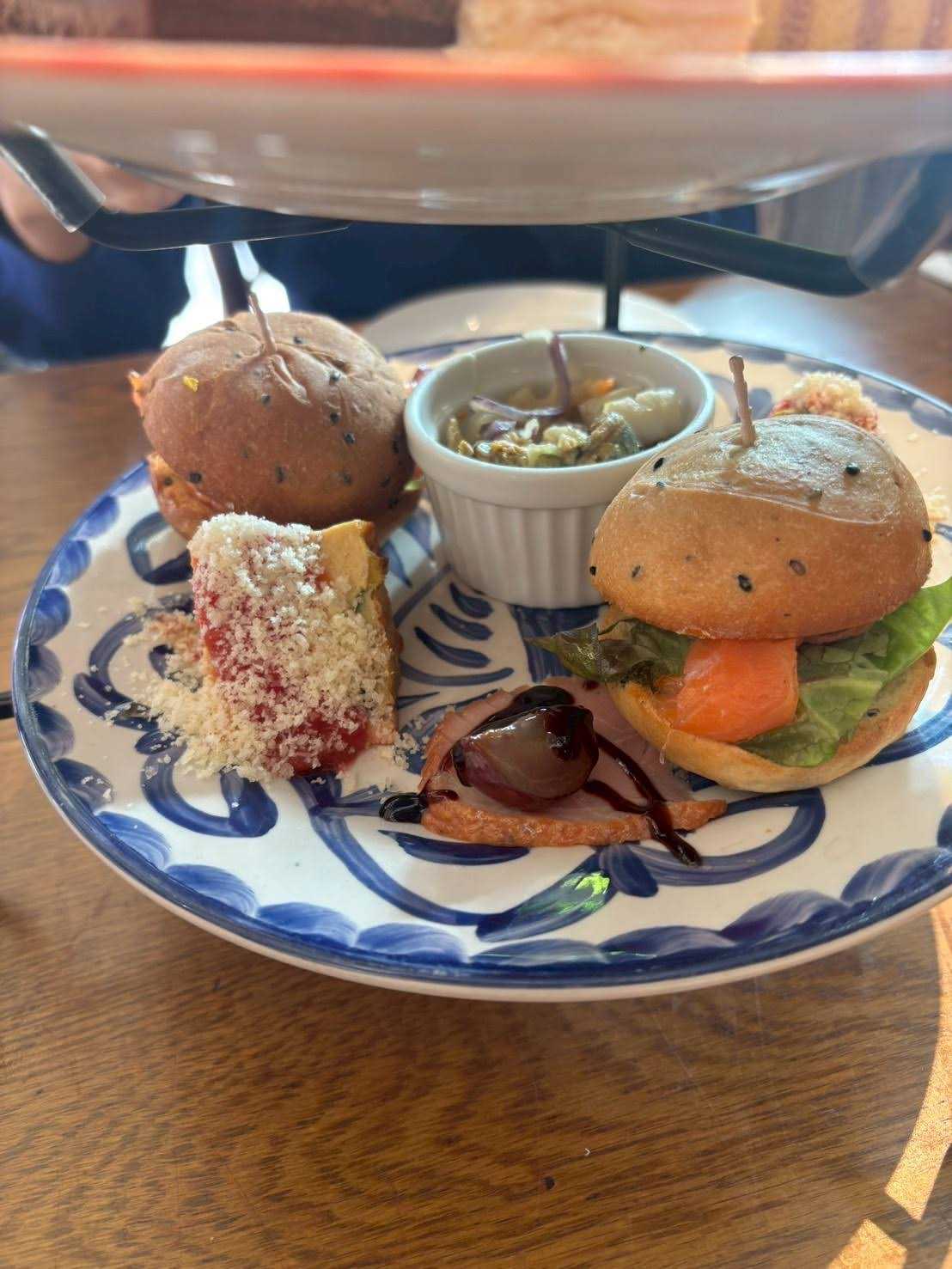 LA COCORICO 横浜赤レンガ倉庫店　土日祝限定アフタヌーンティー