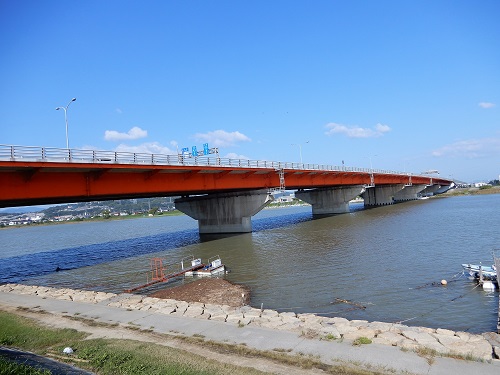 旭川畔 (4)・旭川大橋.JPG