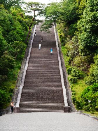 P1050513(階段）.jpg